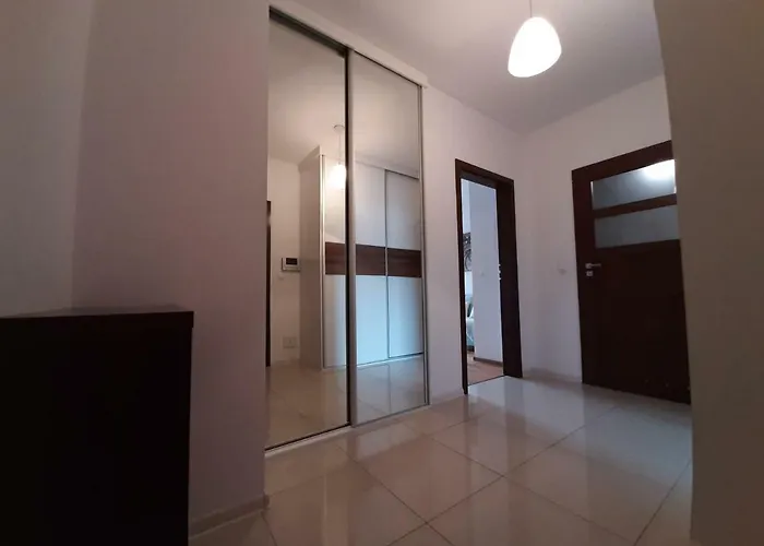 - Kamieniczka W Centrum